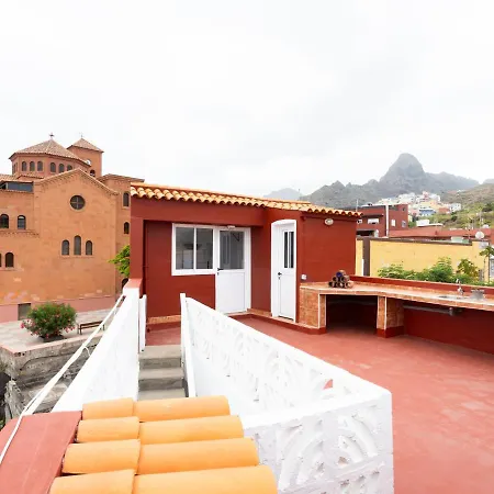 Live La Punta Del Hidalgo Center