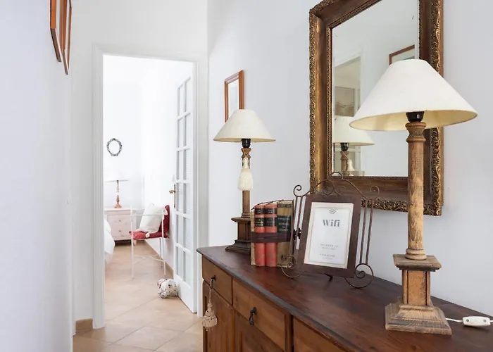 Live La Punta Del Hidalgo Center *